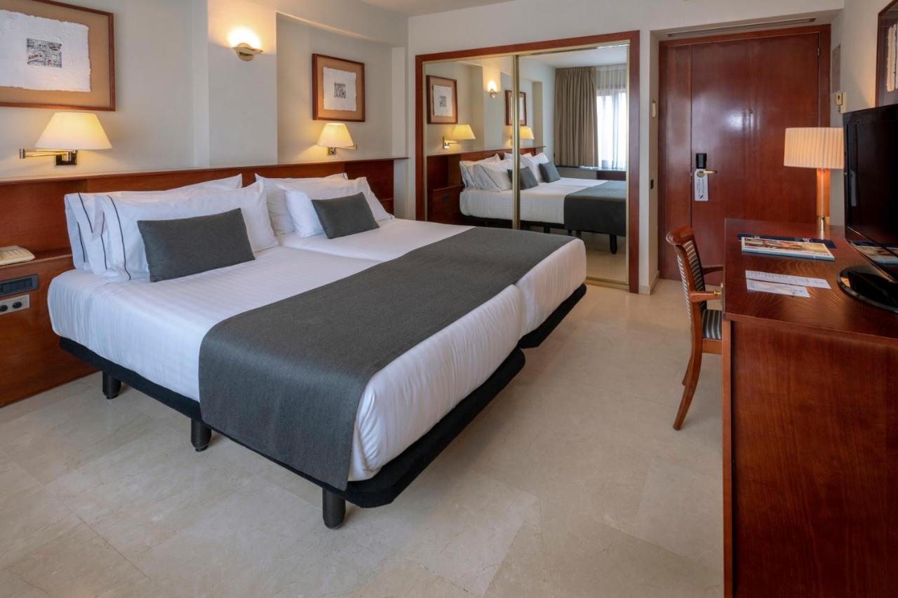 Gran Hotel Rey Don Jaime Castelldefels Εξωτερικό φωτογραφία