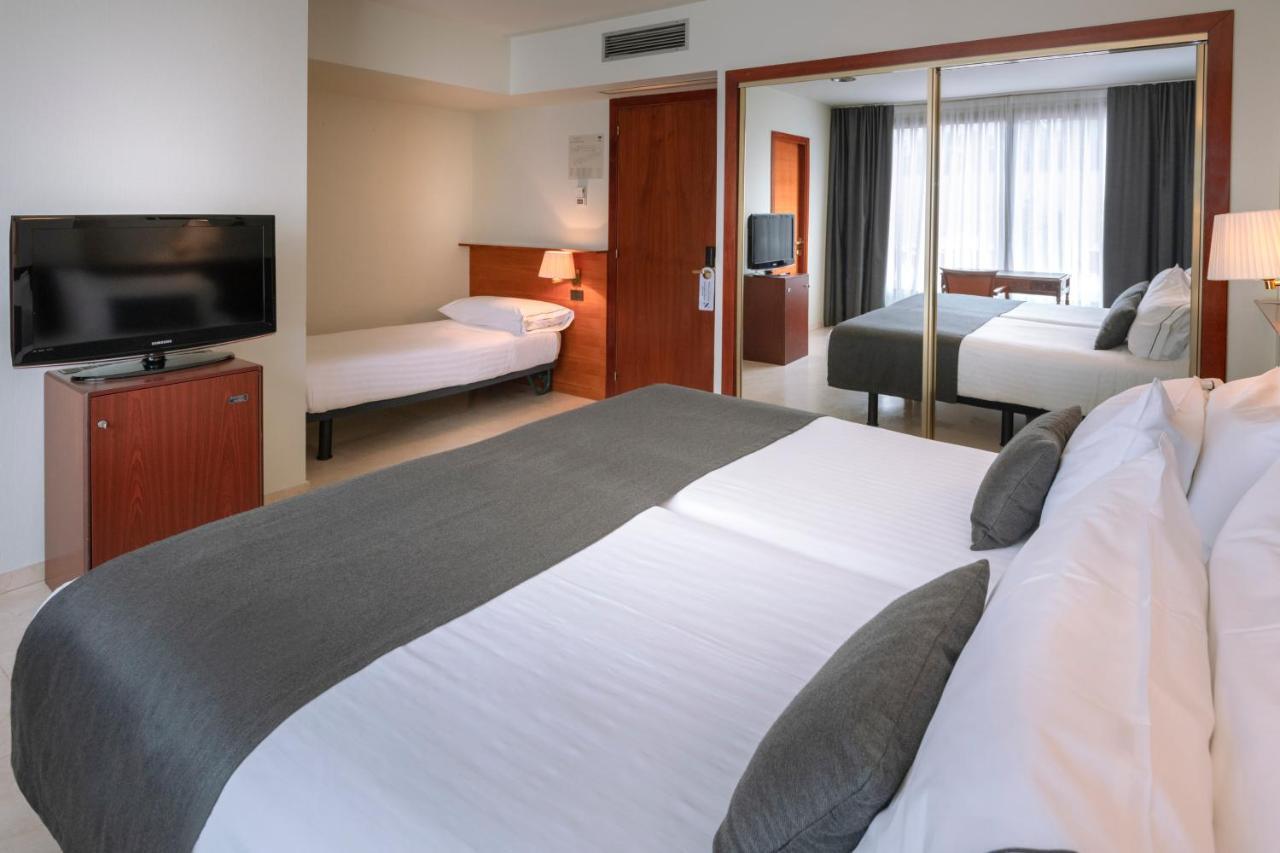 Gran Hotel Rey Don Jaime Castelldefels Εξωτερικό φωτογραφία