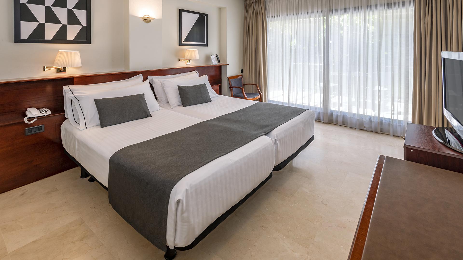 Gran Hotel Rey Don Jaime Castelldefels Εξωτερικό φωτογραφία