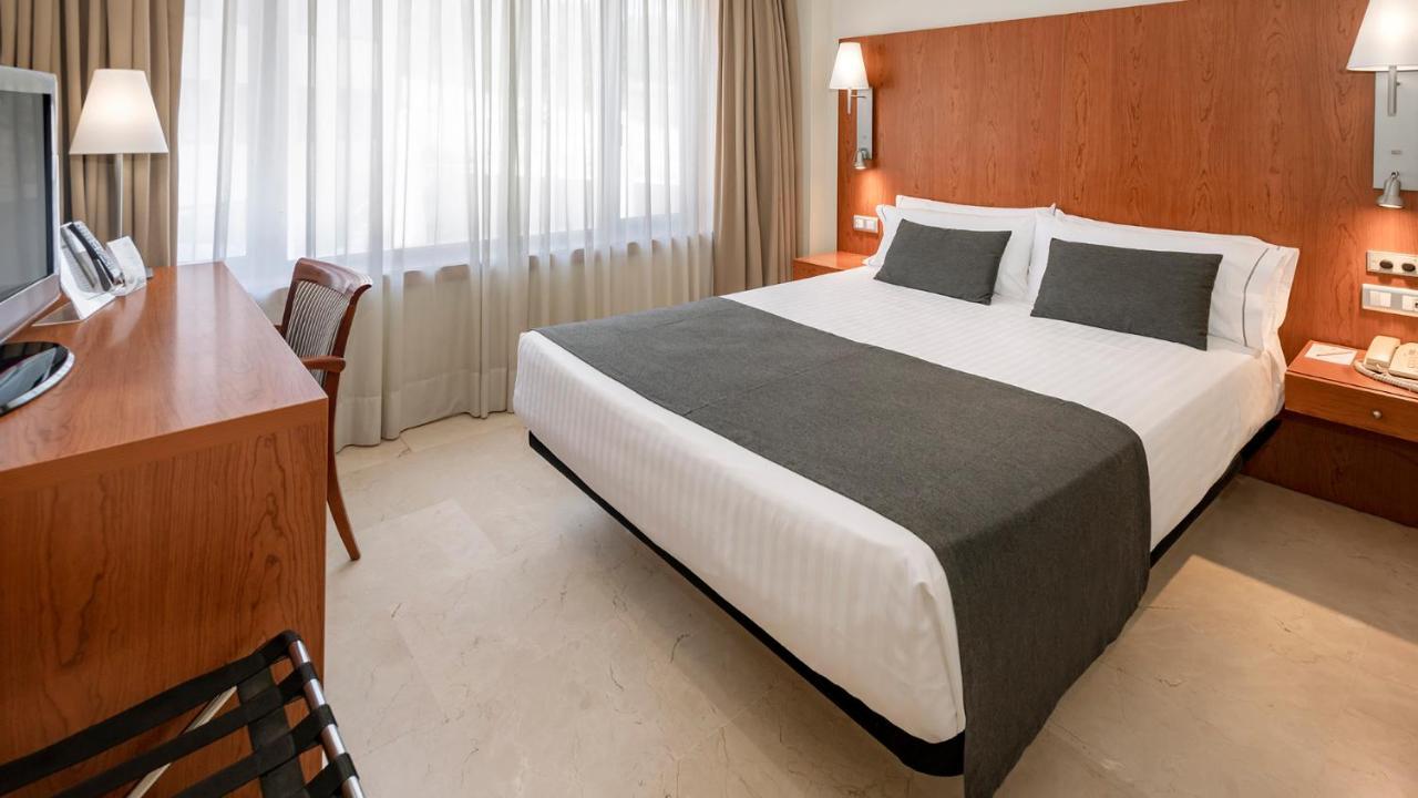 Gran Hotel Rey Don Jaime Castelldefels Εξωτερικό φωτογραφία