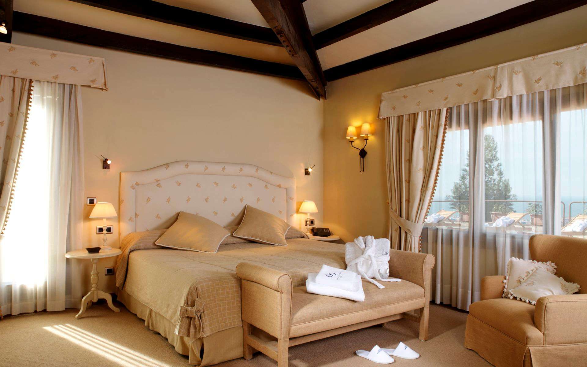 Gran Hotel Rey Don Jaime Castelldefels Εξωτερικό φωτογραφία